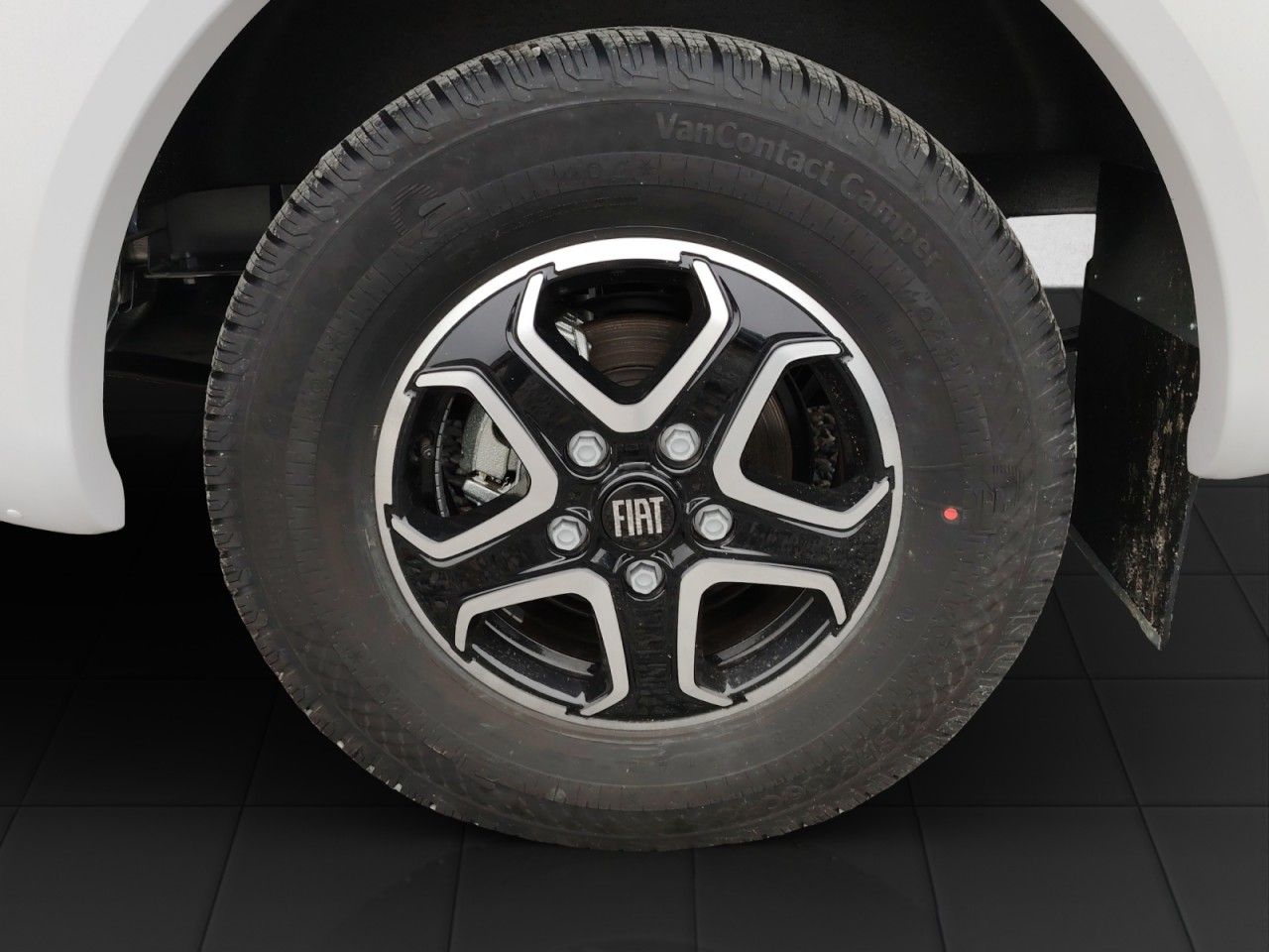 Fahrzeugabbildung Carado T135 PRO+ Markise Modell 2026