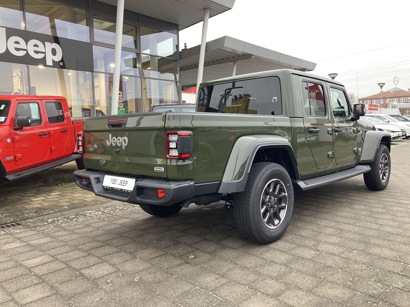 Fahrzeugabbildung Jeep Gladiator Overland 3.0 V6 4x4 Pickup MY22