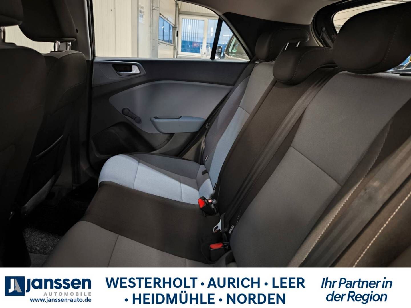 Fahrzeugabbildung Hyundai New i20 5-Türer Facelift MJ20 1.2 Benzin M/T 75