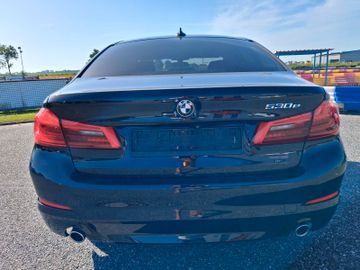 BMW 530 - 11