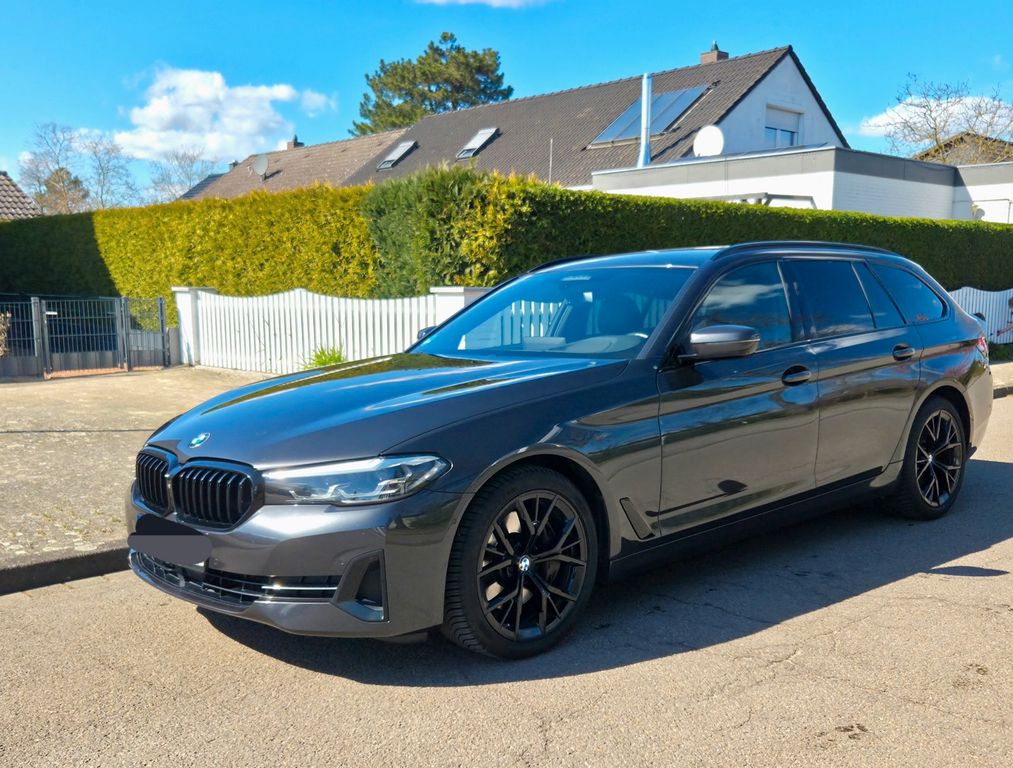 Image of BMW 530