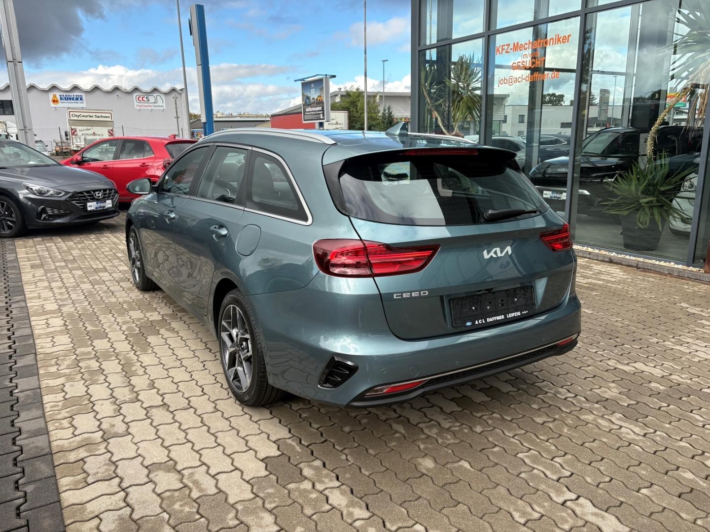 Kia Ceed_sw Spirit SpurHalAss P1 P4 P5 El. Panodach 