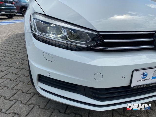 Volkswagen Touran 1.5 TSI Comfortline 7 Sitzer LEDNaviAHK