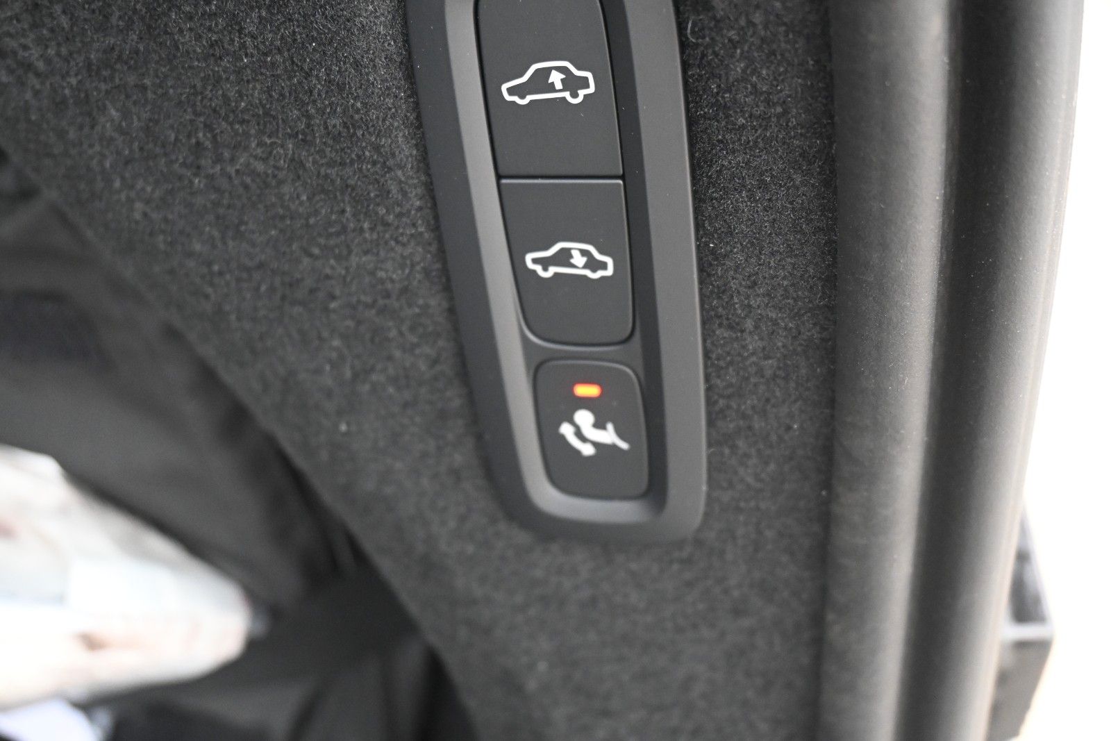 Fahrzeugabbildung Volvo XC90 T8 Ultra Bright AWD*LUFT*AHK*B&W*Massage*