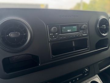 Mercedes Sprinter - 11