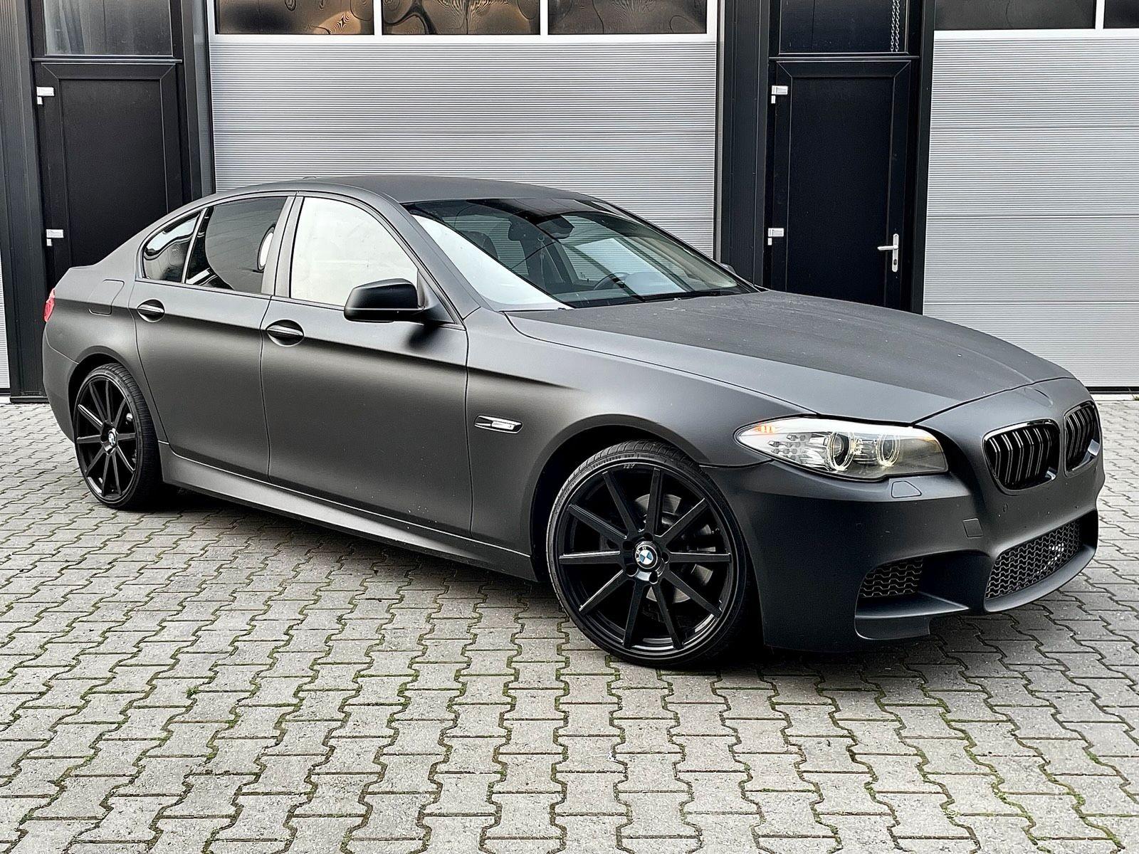 BMW 523