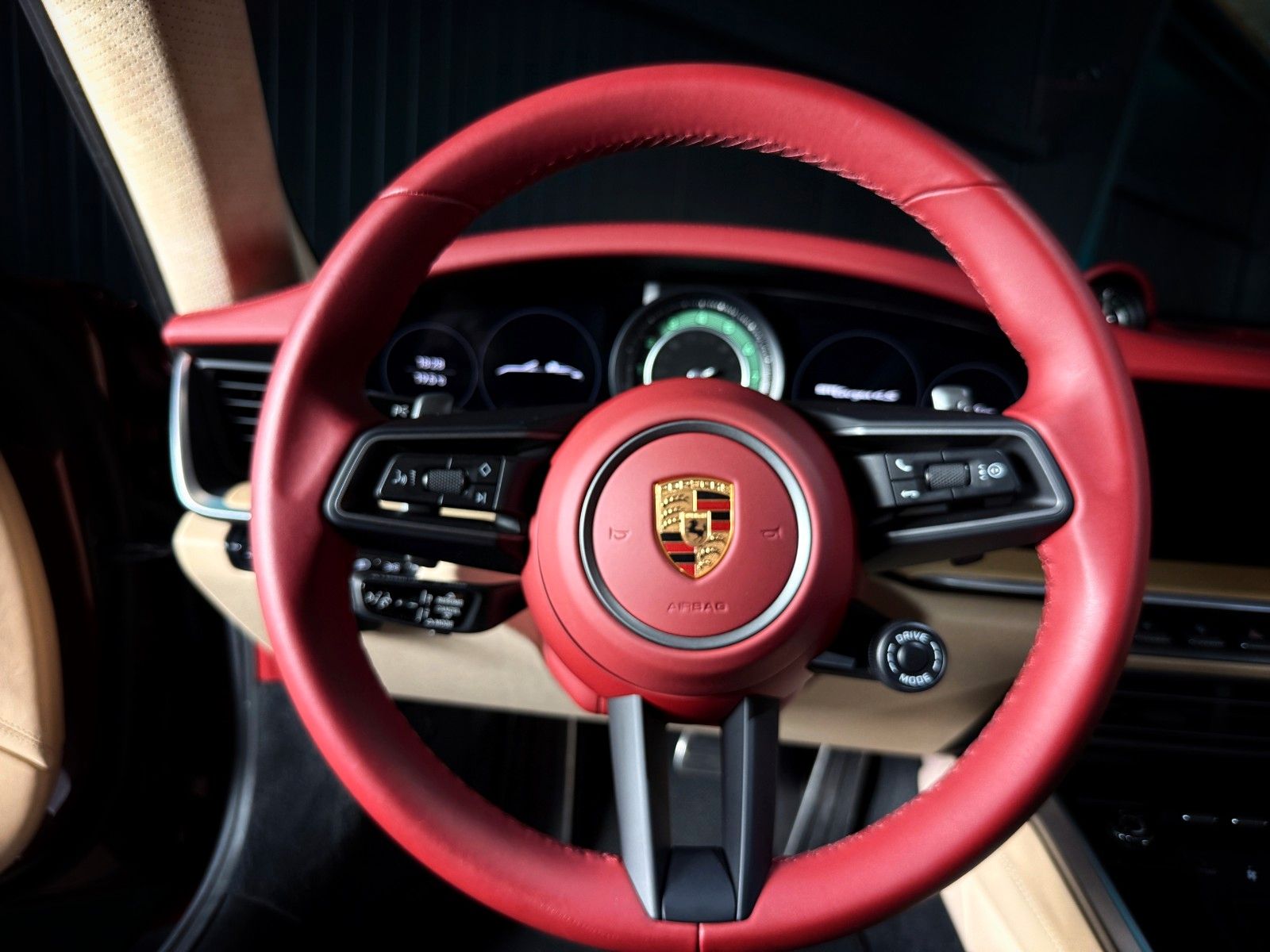 Fahrzeugabbildung Porsche 911 Targa 4 S Heritage Design Edition + N1. 173