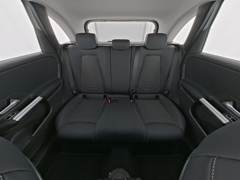 Fahrzeugabbildung Mercedes-Benz B 200 Progressive AHK+LED+Kam+CarPlay+WinterPak