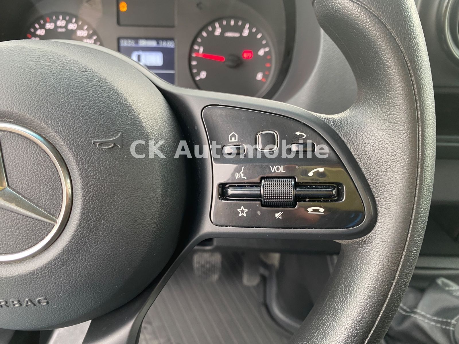 Fahrzeugabbildung Mercedes-Benz Sprinter III Kasten 214 H1L2/Navi/Klima/Kam/AHK