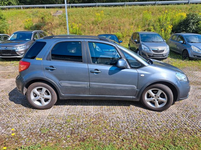 Suzuki SX4 1.6 Dance Klima 1.Hand Scheckheft !!!