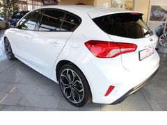 Fahrzeugabbildung Ford Focus ST-Line,Sitzheizung,Kamera,Top-Zustand
