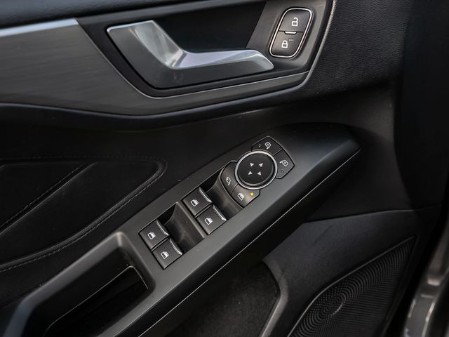 Ford Focus Turnier 1.0 Titanium Kamera Navi LED