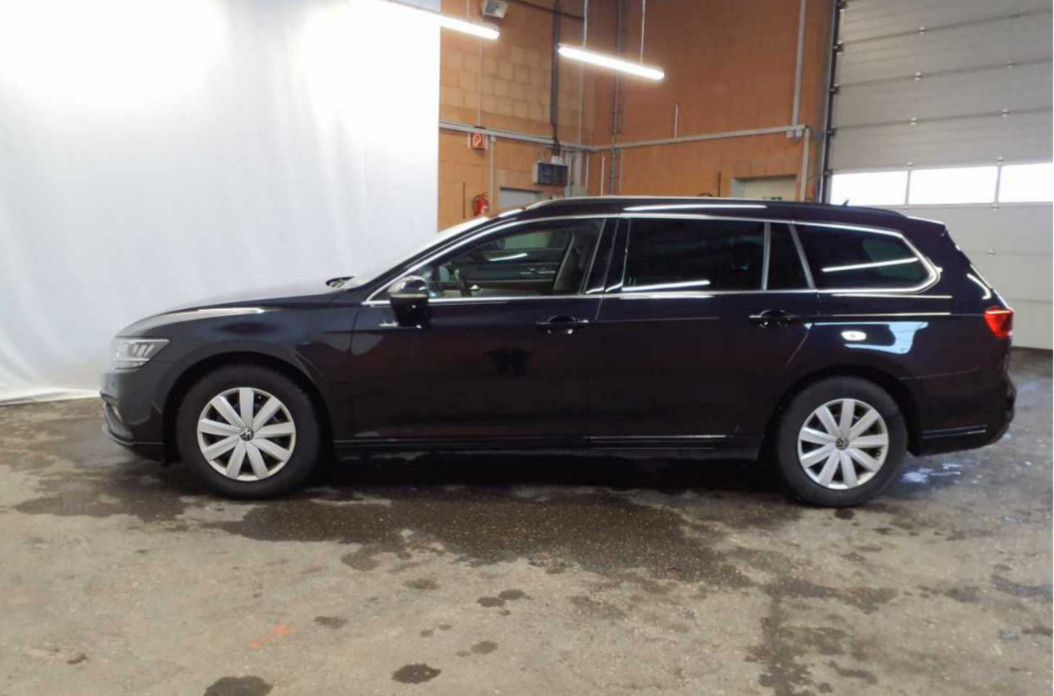 Fahrzeugabbildung Volkswagen Passat V 2.0d DSG Business LED/ACC/VIRTU/MASS/8F