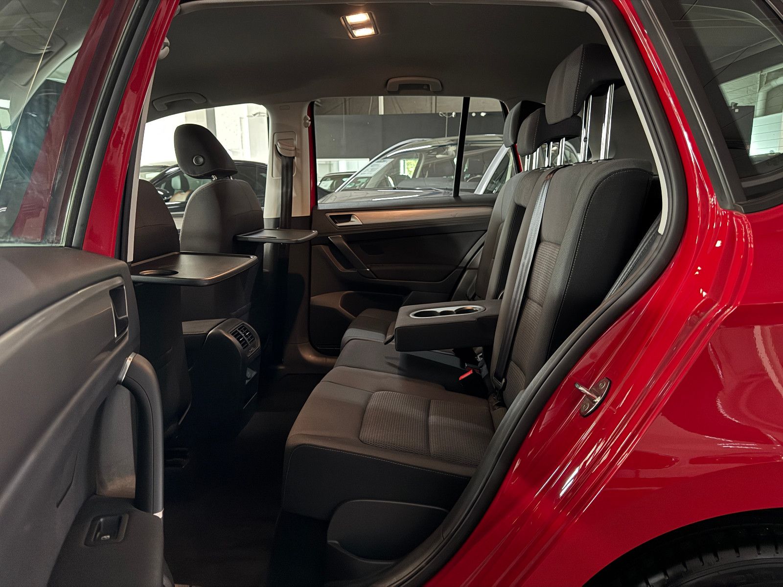 Fahrzeugabbildung Volkswagen Golf 7 TSI SPORTSVAN COMFORTLINE MEDIA PAKET 1.H