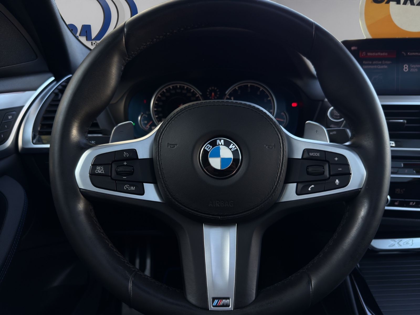 BMW X4 30i xDrive°M-Sport X°Pano°HeadUp°Cam°Memory foto 24