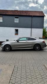 Mercedes-Benz C 300d //AMG LINE // NIGHT // BURMESTER // NAVI  - Mercedes-Benz Gebrauchtwagen in Marburg