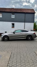Mercedes-Benz C 300d //AMG LINE // NIGHT // BURMESTER // NAVI  - Mercedes-Benz C 300 mit Diesel-Antrieb