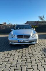 Mercedes-Benz Mercedes c200 - Mercedes-Benz C 200 aus 2001