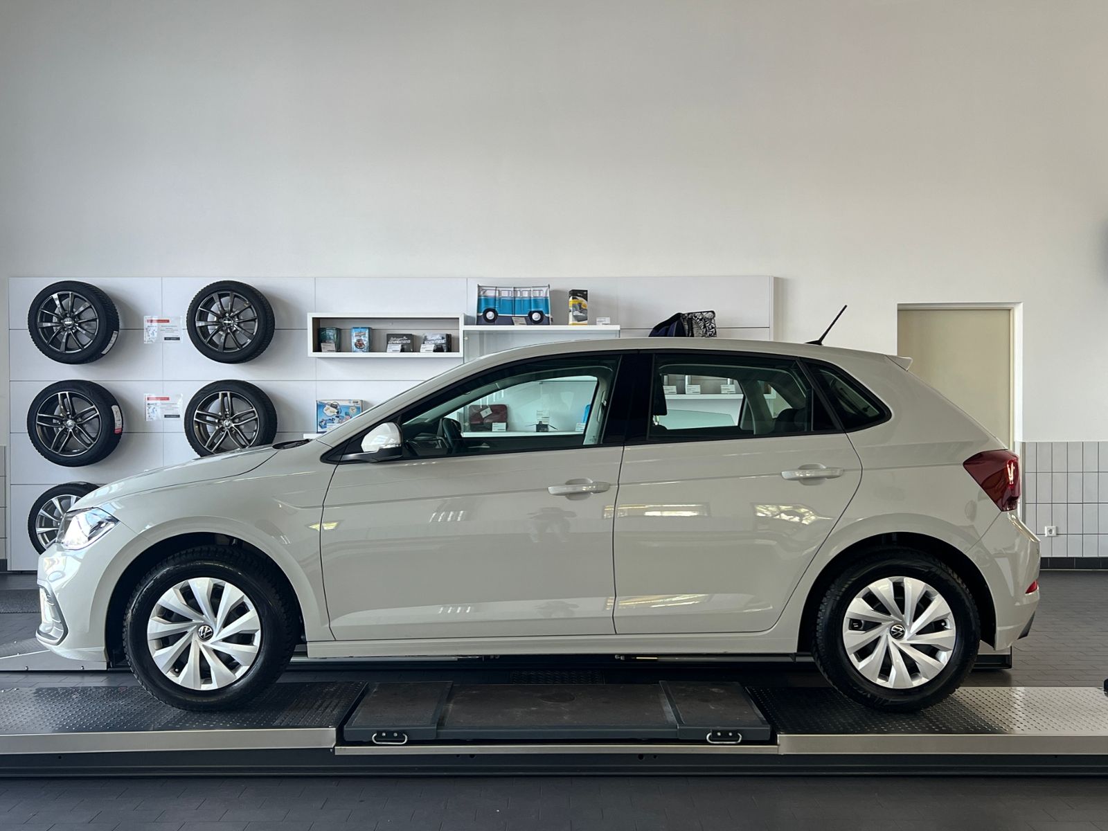 Fahrzeugabbildung Volkswagen Polo Life 1.0 MPI *Garantie,Klima,SHZ.,LaneAssis