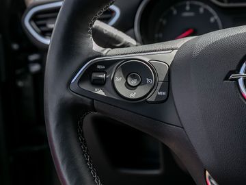 Opel Crossland 1.2 Elegance Navi 360° Kamera LED AHK