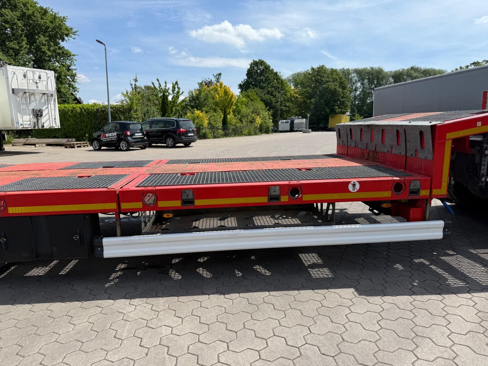 Fahrzeugabbildung Kässbohrer SLS.HS Tieflader mit hydr. Schwanenhals
