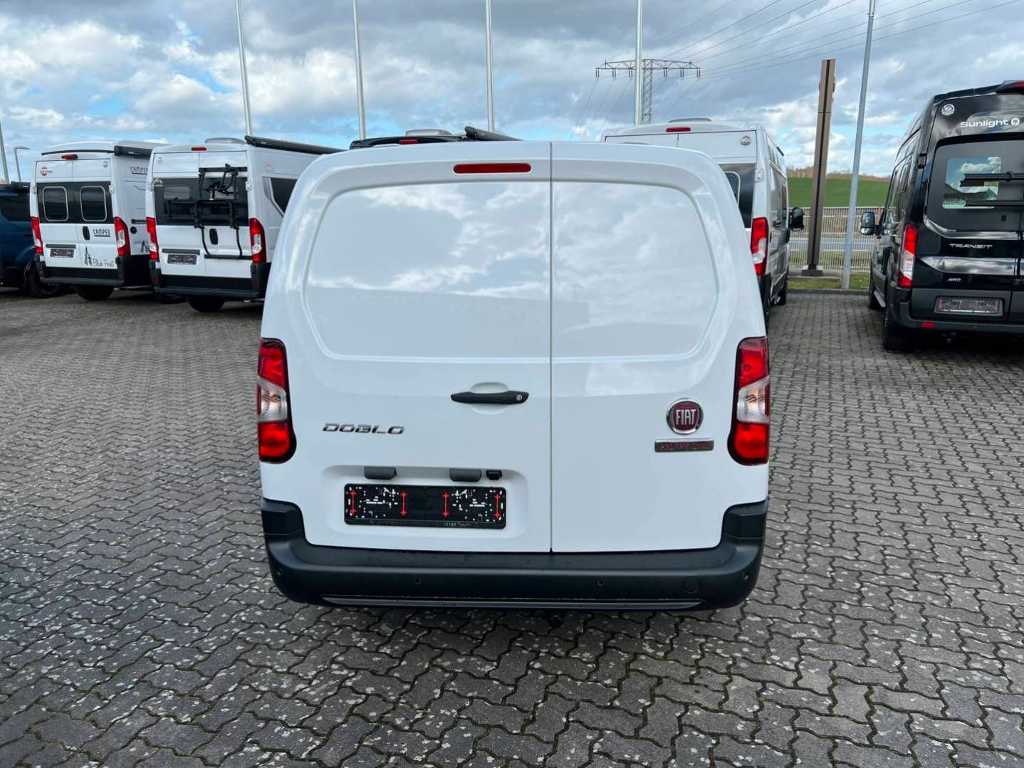 Fahrzeugabbildung Fiat Doblo XL