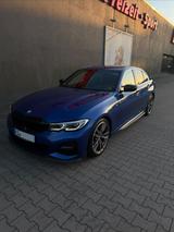 BMW 318d M Sport M Paket*360*HEAD-UP*STANDHEIZUNG - BMW 318: M Paket