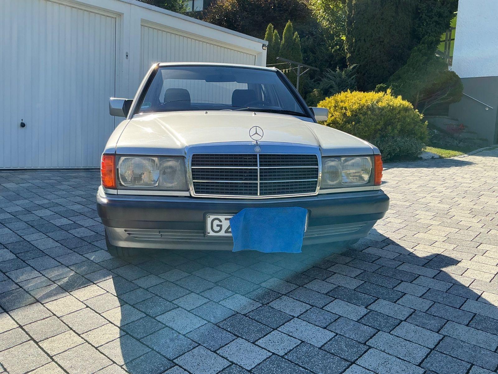 Mercedes-Benz 190