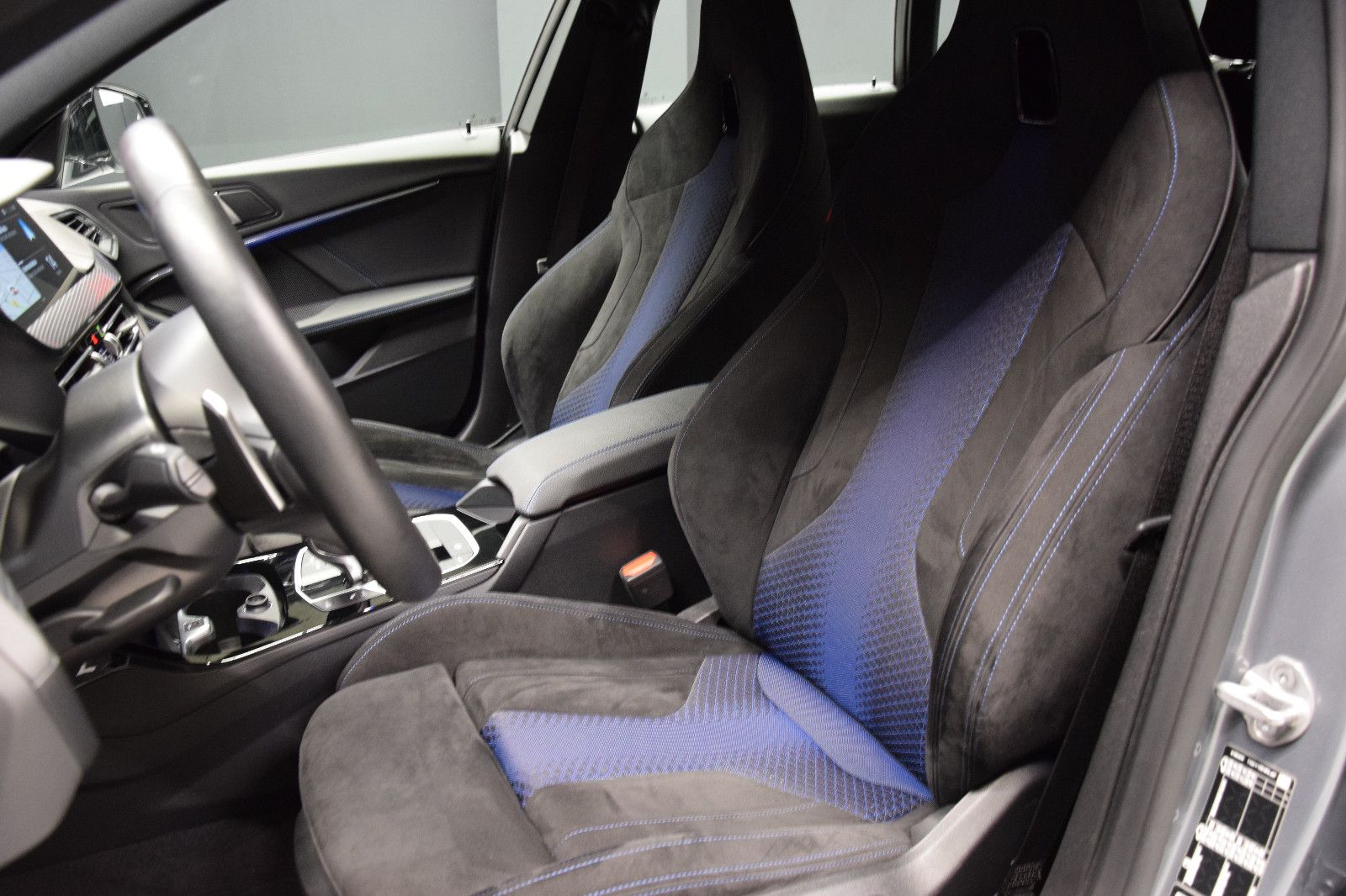 Fahrzeugabbildung BMW 220d Gran Coupé xDrive HuD LED Keyless Memory