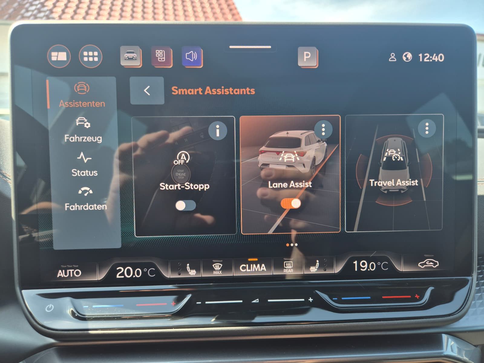Fahrzeugabbildung CUPRA Leon 1.5 eTSI PANO*DCC*MATRIX*DINAMICA*AHK*5JG.