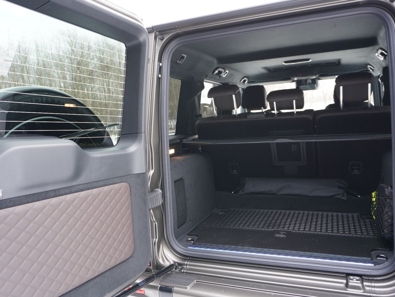 Fahrzeugabbildung Mercedes-Benz G 63 AMG *COC 2026,Monza Magno,A22,Superior*