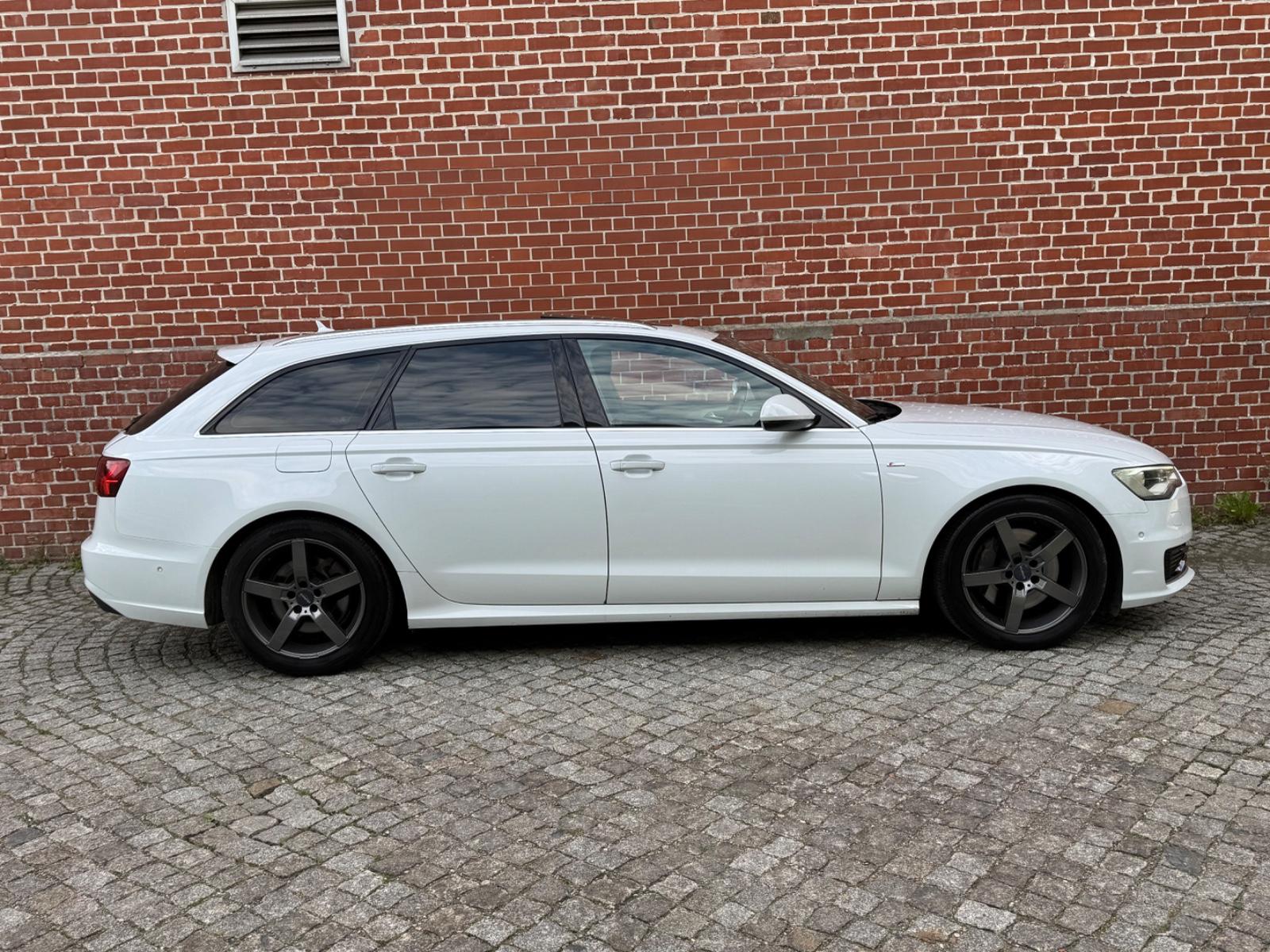 Audi A6 Avant S-line 3.0 TDI 218ch - Toi ouvrant panoramique - Alcantara - Carnet entretien - Pneus toutes saisons - Hayon éléctrique
