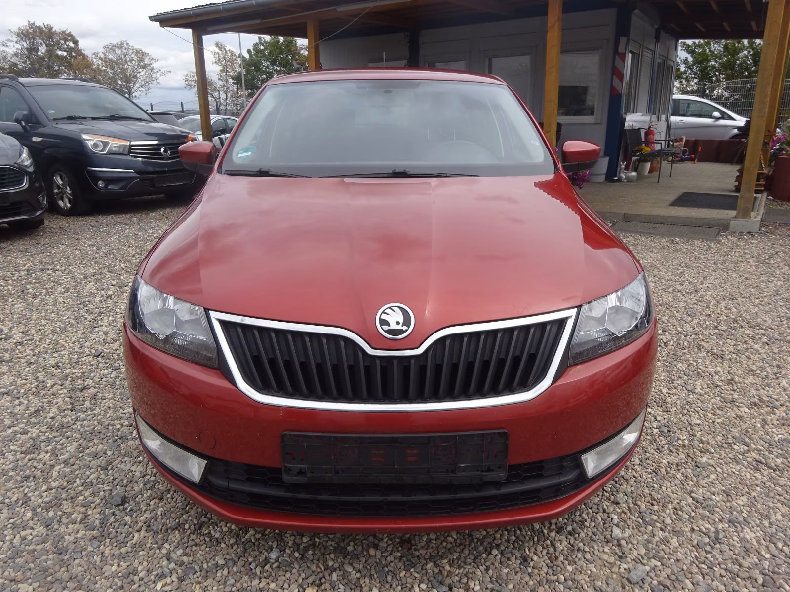 Skoda Rapid 2015 — rear view