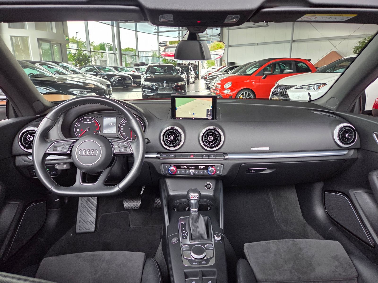 Fahrzeugabbildung Audi A3 Cabriolet 35 TFSI S line sport B&O LED NAV