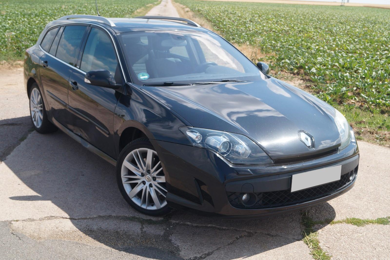 Renault Laguna 2010 — photo 9