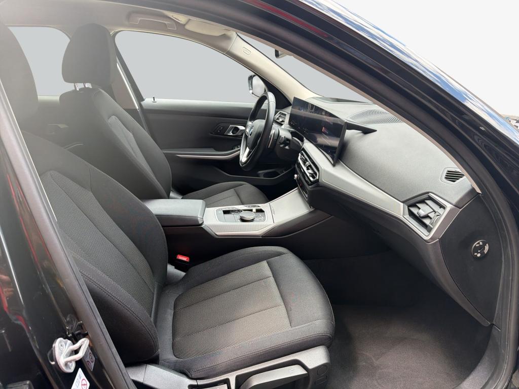 BMW 318 i Touring Aut. *NAVI*SHZ*, миниатюра 12