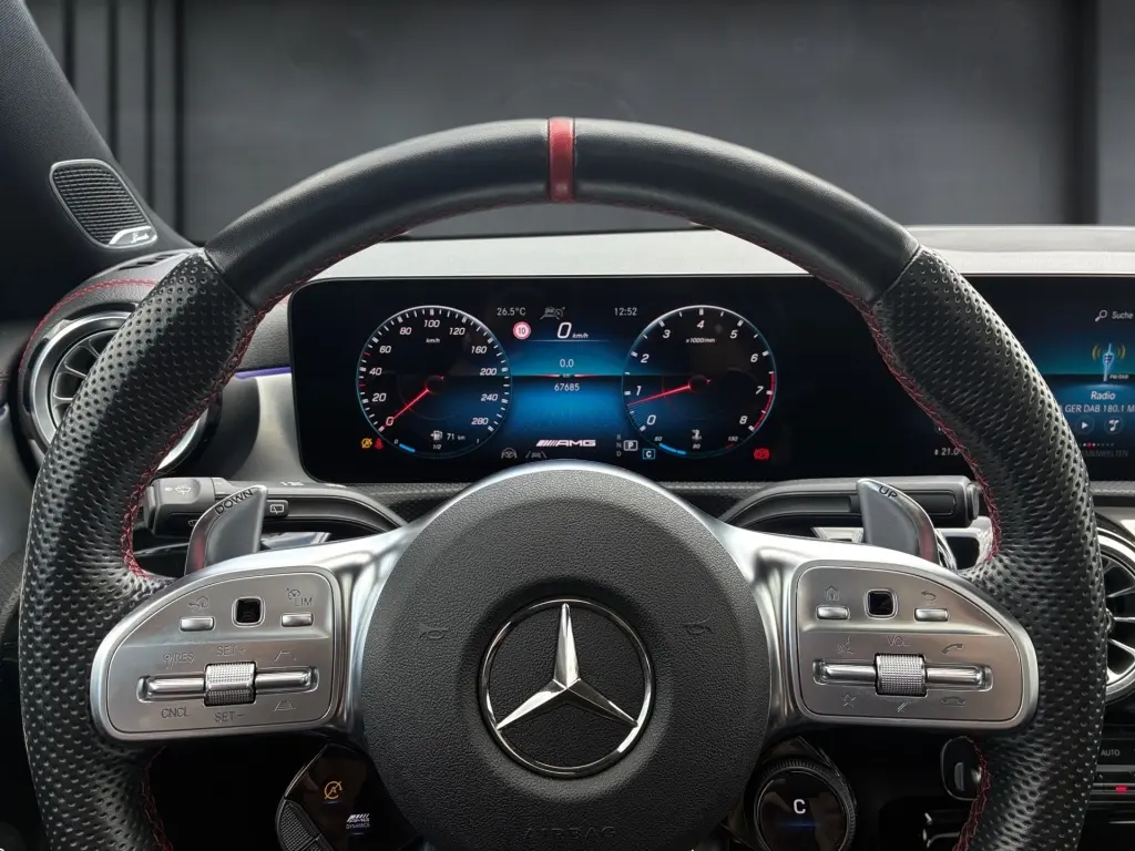 Mercedes-Benz AMG CLA 35 4M SB AHK Standh. Burmester Panorama