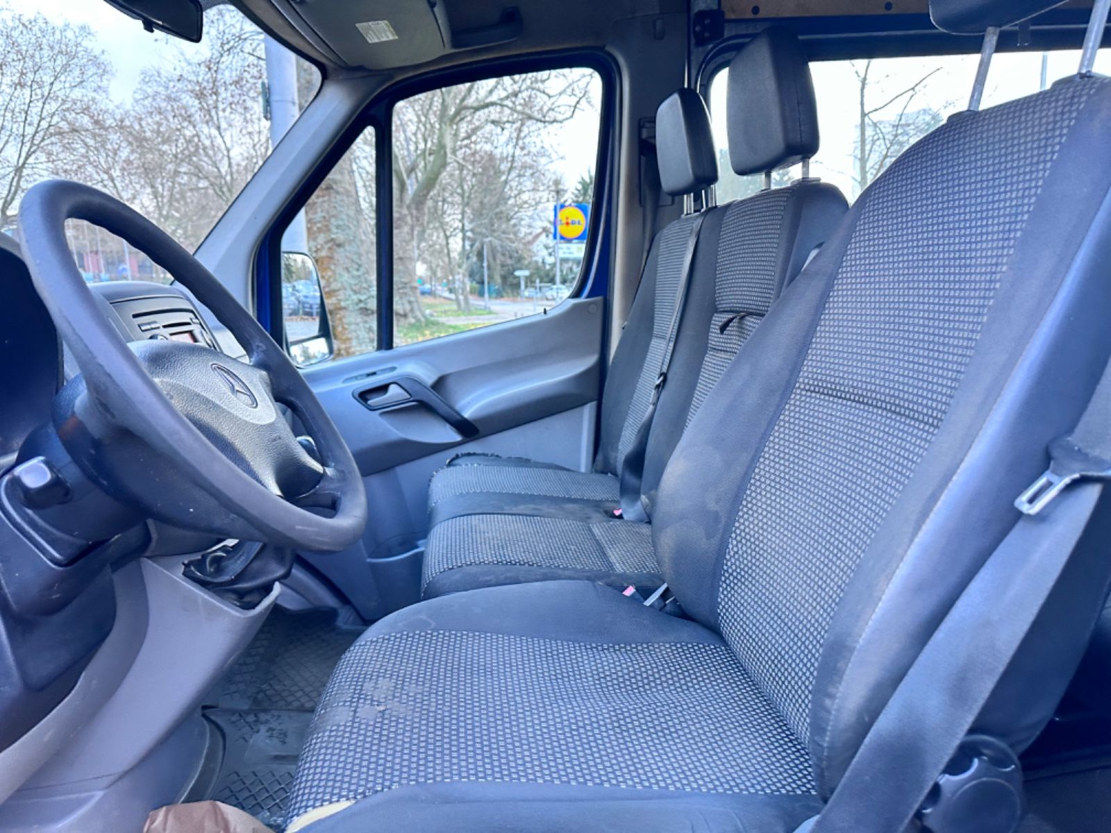 Fahrzeugabbildung Mercedes-Benz Sprinter 211 CDI L2H2 Mixto*5.Sitze*AHK*