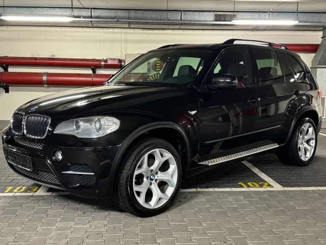 BMW X5 xDrive30d SPORTPAKET 1HAND~XENON~NAVI~KAMERA~