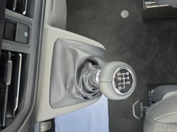 Bild 15 Ford Tourneo Custom 320 L1 Trend FWD 2.0 Navi LED App