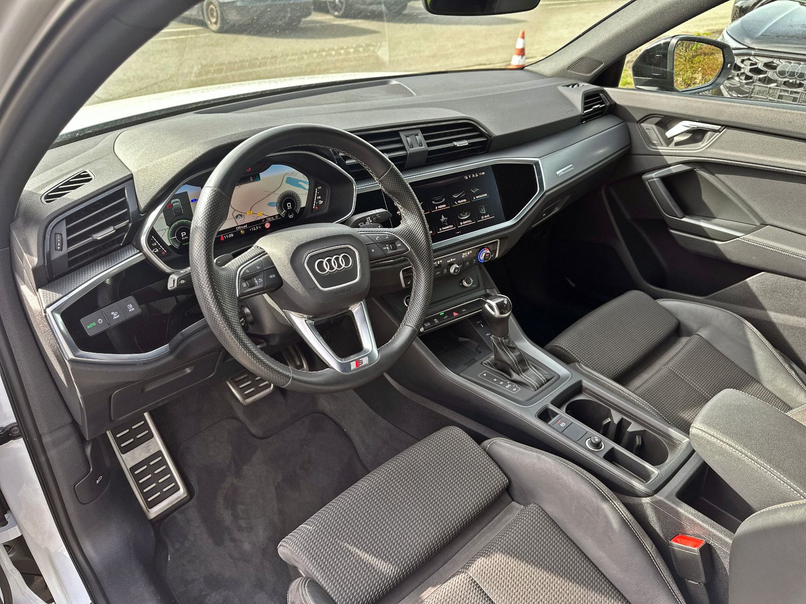 Audi Q3 - Bild 9