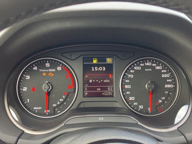 Fahrzeugabbildung Audi Q2 35 TFSI advanced S tronic  LED Klima-Komfortp