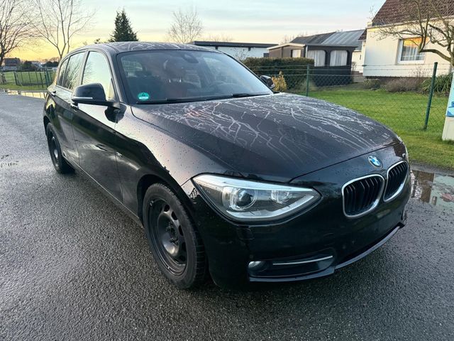 BMW 118 d 1 Lim. 5-trg. *Navi*