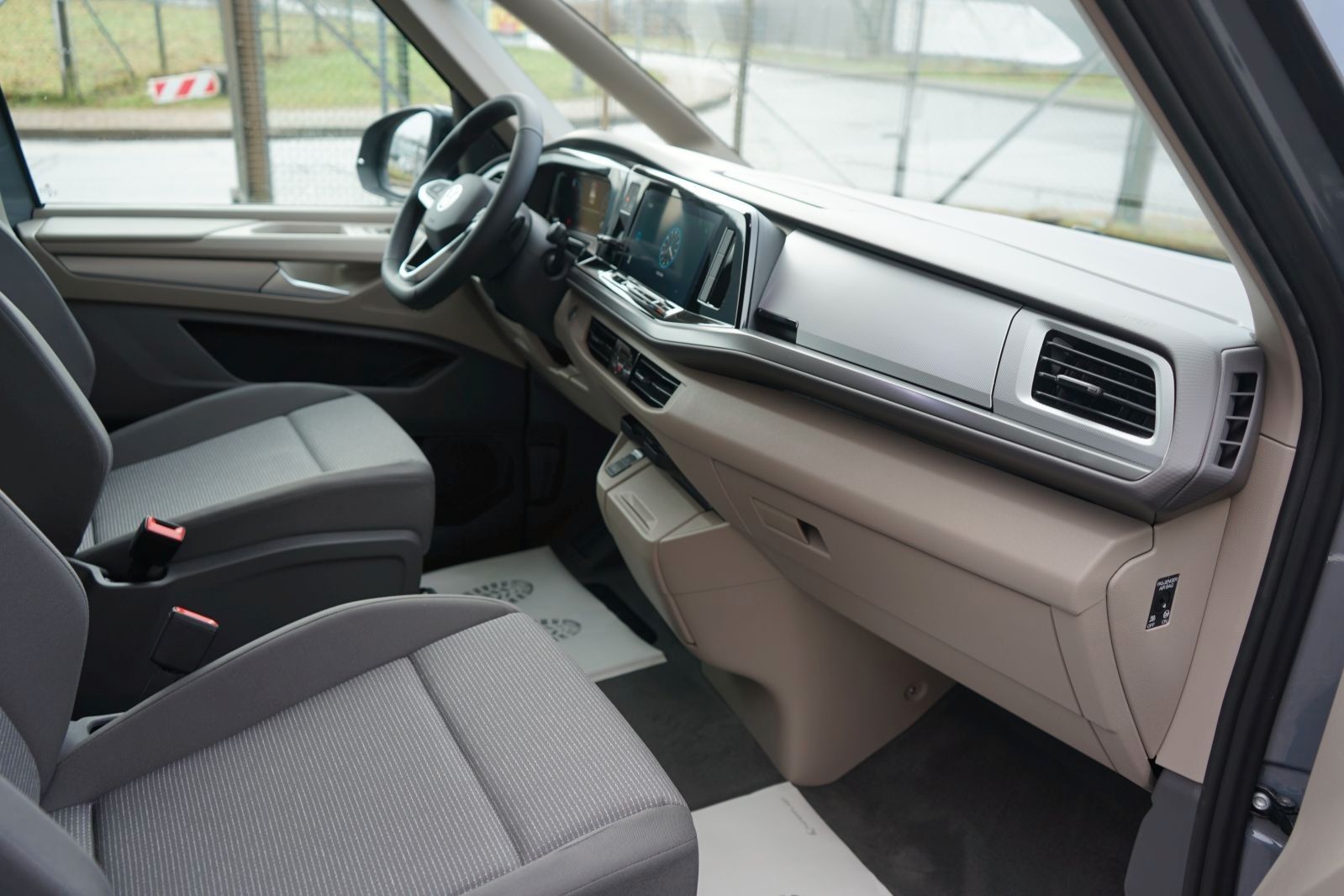 Fahrzeugabbildung Volkswagen T7 Multivan *ACC* 2X Schiebe*SOFORT VERFÜGBAR