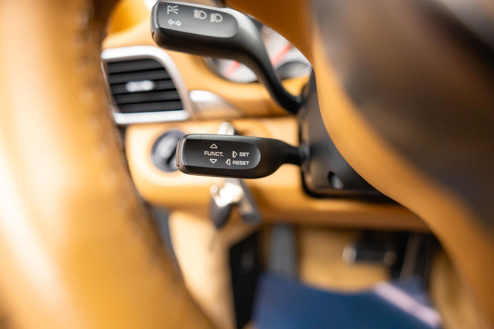 Fahrzeugabbildung Porsche 997.2 911 Targa 4 S | 1.Hand | PDK | 385PS | LED