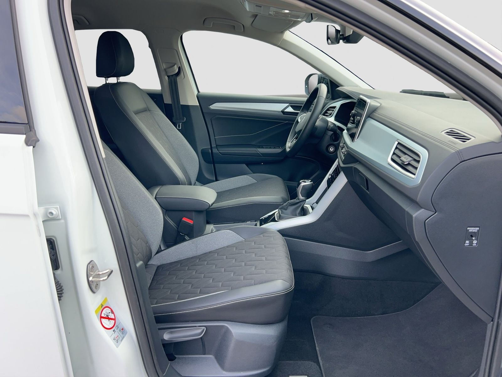 Volkswagen T-Roc - Bild 15