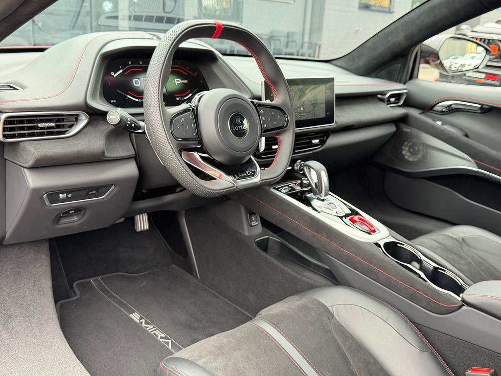 Lotus Emira