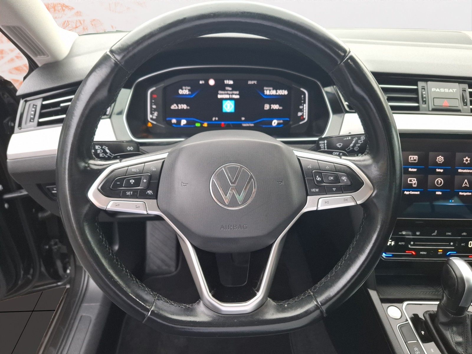Fahrzeugabbildung Volkswagen Passat Variant Business! MASSAGE ! ACC ! AHK
