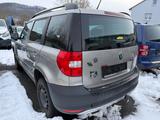 Skoda Yeti Active PlusEdition|Klima|SHZ|AHK|1.Hand|PDC - Skoda Yeti: Pickup