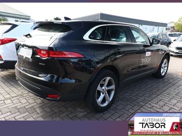 Jaguar F-Pace - 3